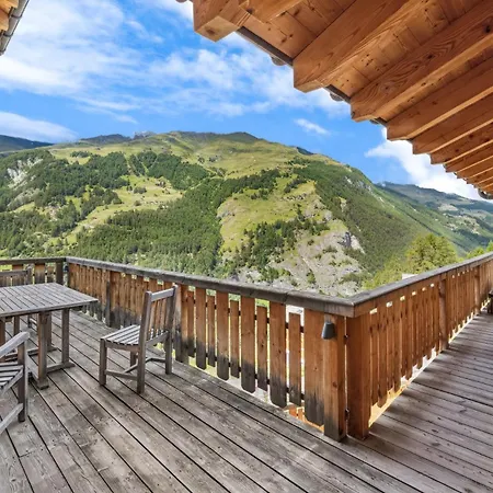 La Cascade - Standing La Sage