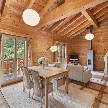 La Cascade - Standing * La Sage