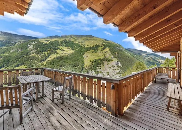 La Cascade - Standing La Sage