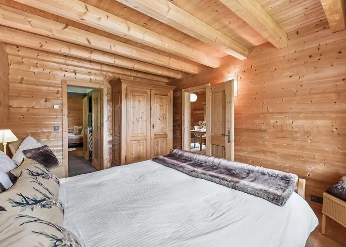 La Cascade - Standing